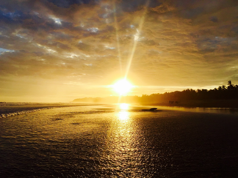 sunset, outdoors, horizon, reflection, scenery, clouds, sun rays, tranquil scene, shore, sun, 1080P, divine, body, tropical, idyllic, paradise, beauty in nature
