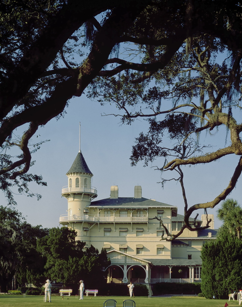 outdoors, no people, golf course, sky, branch, summer, nature, historical, travel destinations, 2K, trees, croquet, spirituality, architecture, place of worship