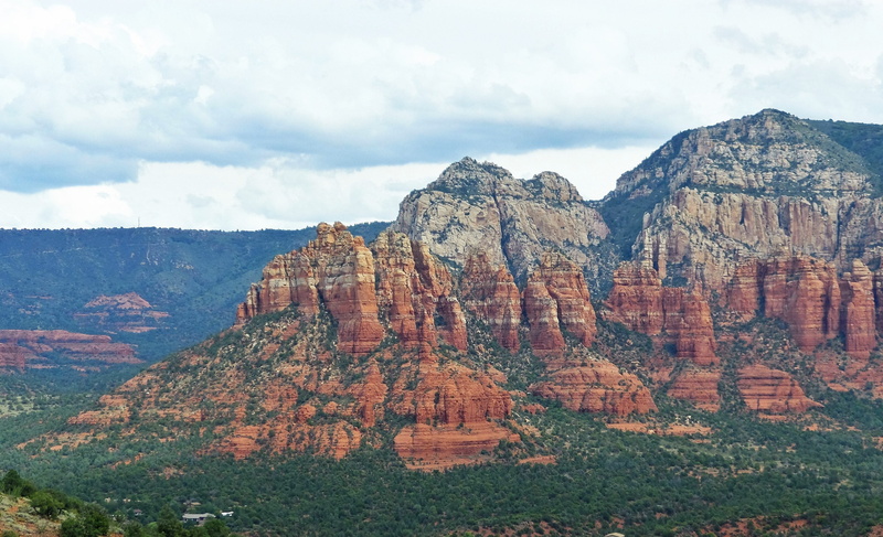 rock formation, tranquil scene, landscape, desert, eroded, mountain range, rock - object, sedona, sky, solid, nature, geology, arizona, beauty in nature