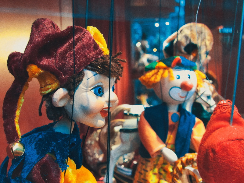 still life, for sale, retail display, creativity, no people, happy, marionette, 1881 heritage, retail, eye, store, toy, indoors, human representation, control