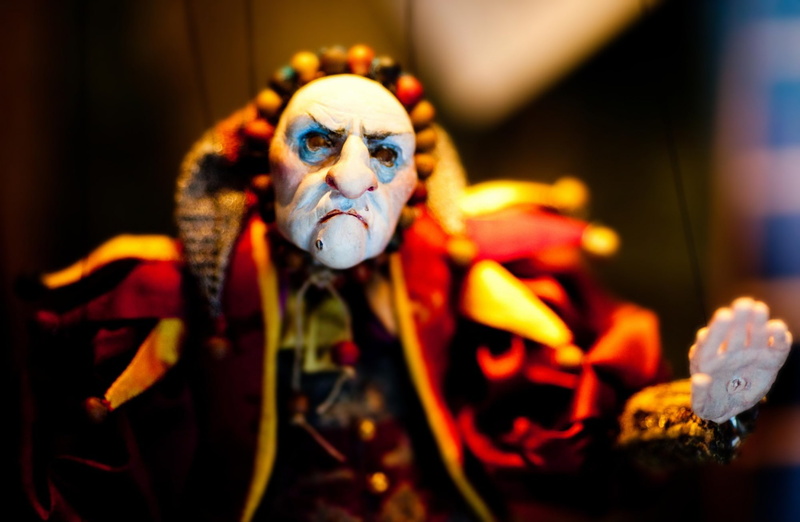 Vintage, clown, fear, jester, selective, spooky, night, indoors, horror, doll, illuminated, focus on foreground, sorrow, skeleton, photography, bearing