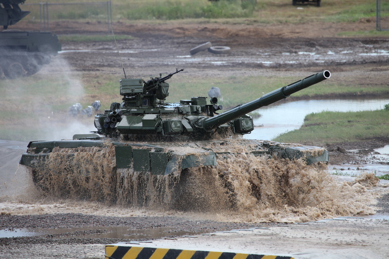 transportation, conflict, nature, war, the show, fighting, army, armed forces, machinery, green, water, 5K, day, military, no people, weapon, Russia, military training