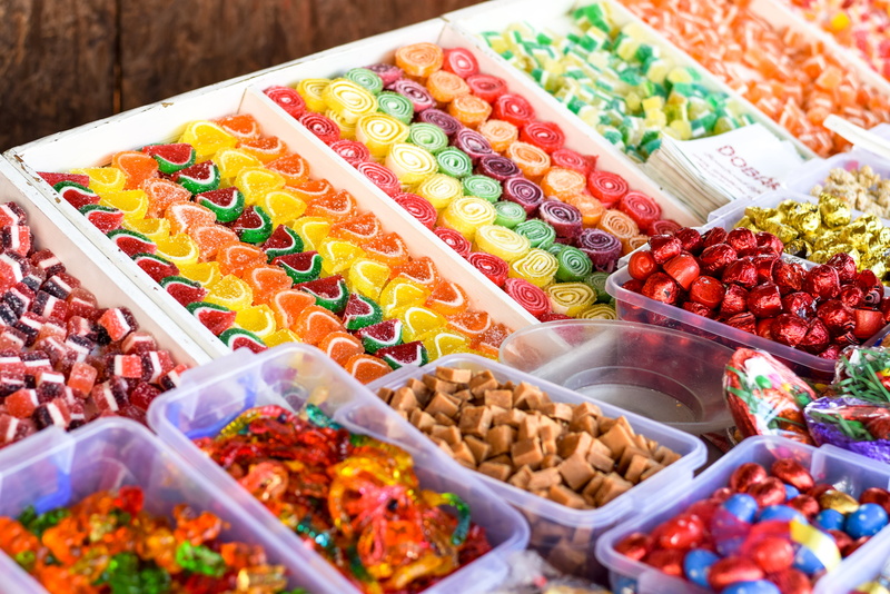 choice, freshness, wellbeing, variation, pastries, market, jelly confectionery, temptation, multi colored, colorful, large group of objects, fair, retail