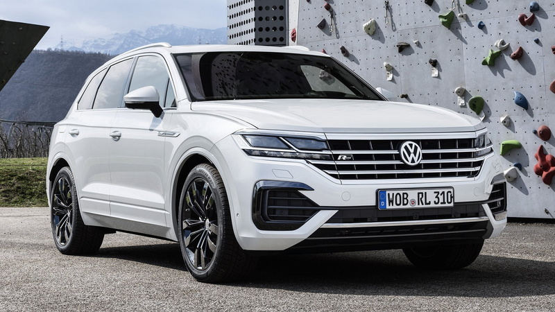 White Car, Mid-Size Car, 1080P, Crossover Car, SUV, Volkswagen Touareg R-Line, Volkswagen, Luxury Car, Car