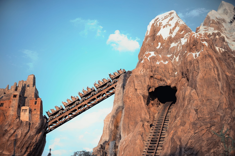 formation, day, tower, sky, arch, track, the past, rock formation, landscape, rollercoaster, Disneyworld, wards, cave, ride, sunlight, rock, 5K, international Landmark