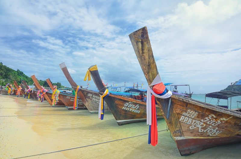 multi colored, moored, day, land, no people, 2K, sand, water, maya bay, transportation, wood - material, nature, beach, ocean, cloud - sky, tree, canopy