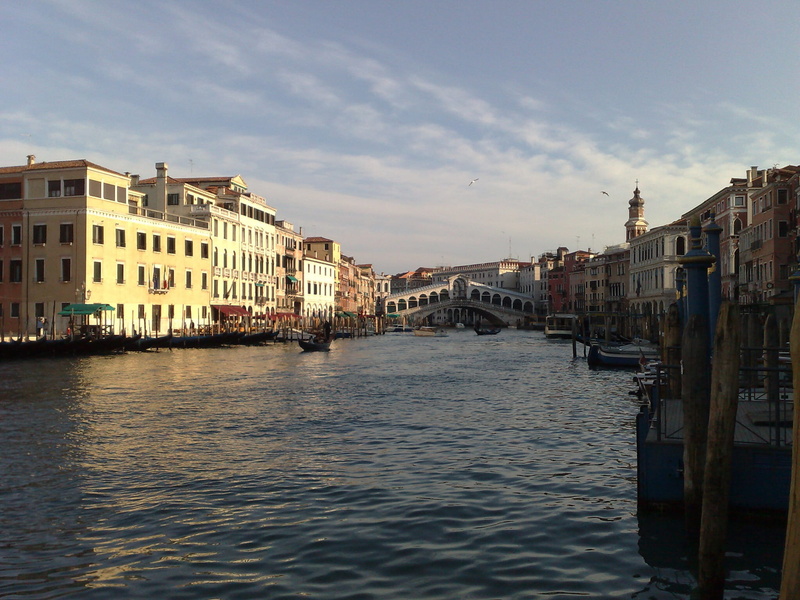 rialto bridge, residential district, building, nautical vessel, city, venezia, architecture, built structure, italy, gondola - traditional boat, 1080P