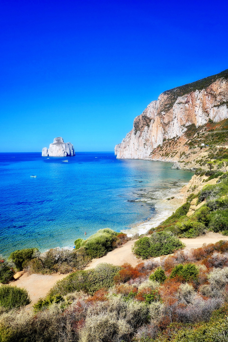 horizon over water, viewing, summer, colors, water, beauty in nature, tranquil scene, sky, clear sky, no people, promontory, green, land, sea, cliff, nature