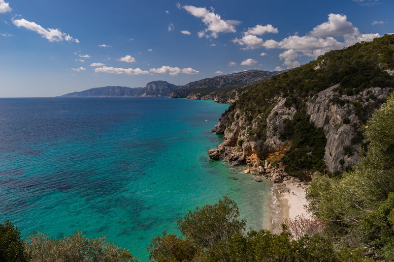 mountain, booked, landscape, horizon over water, tranquility, bay, travel, beach, background, land, plant, nature, tourism, sky, no people, seascape