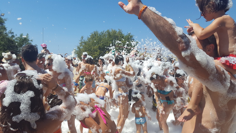 fun, crowd, outdoors, leisure activity, men, foam, adult, festival, 5K, group of people, party, day, celebration, event, motion, large group of people