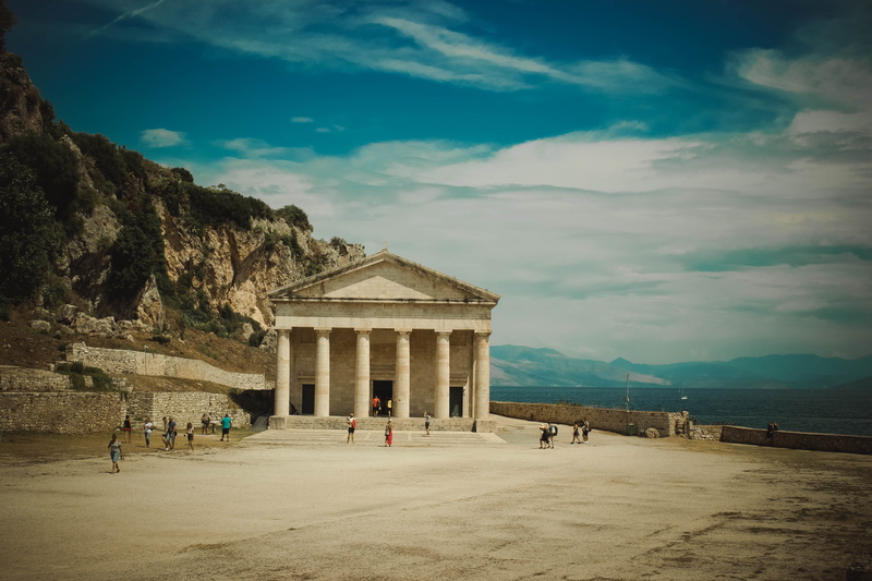 tourism, travel, outdoors, history, 5K, travel destinations, group of people, greece, monument, men, built structure, real people, building exterior, land