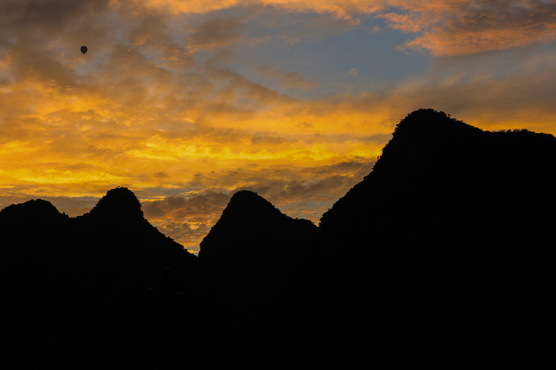 cloud - sky, scenics - nature, silhouette, beauty in nature, china, sky, landscape, 4K, mountain peak, tranquil scene, non-urban scene, dramatic sky, guilin