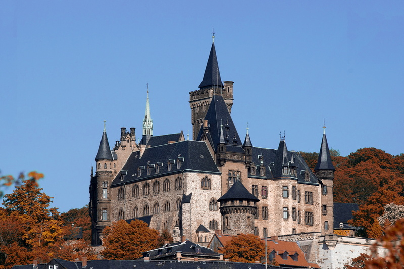 5K, clear sky, historically, city, architecture, princess, spire, prince, the past, kings daughter, noble, day, masonry, fantastic, blue, building, kings son