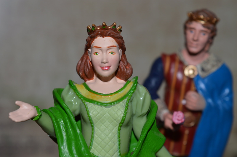 people, studio shot, women, green color, focus on foreground, kingdom, tale, indoors, men, figurine, crown, portrait, front view, princess, human representation
