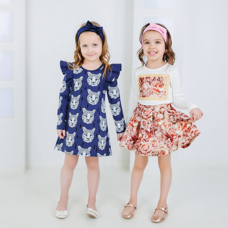 sister, clothing, smiling, childrens beauty, girls, hair, children, emotion, women, happiness, smiling girl, front view, childhood, females, baby photo