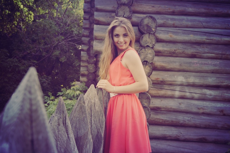 woman, people, long hair, hairstyle, pretty, tomsk, girl, crew, portrait, wearing, daytime, one Person, vacation, beautiful, stroll, girls, fashion, standing