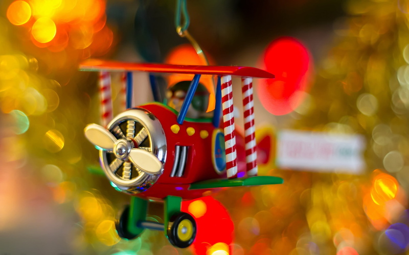 toy, Christmas, silver, hanging, biplane, decoration, close-up, selective focus, night, arts culture and entertainment, outdoors, art and craft, 2K, still life