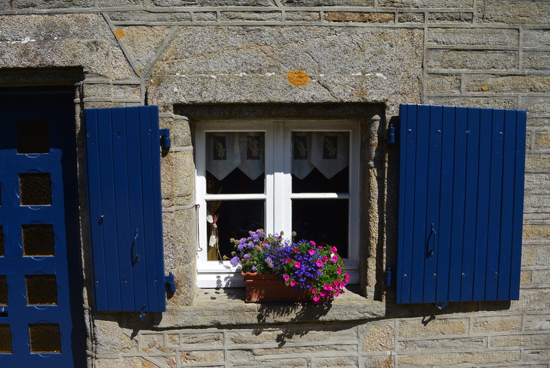 sunlight, no people, france, outdoors, architecture, door, 4K, building exterior, le conquet, window, residential district, day, nature, built structure