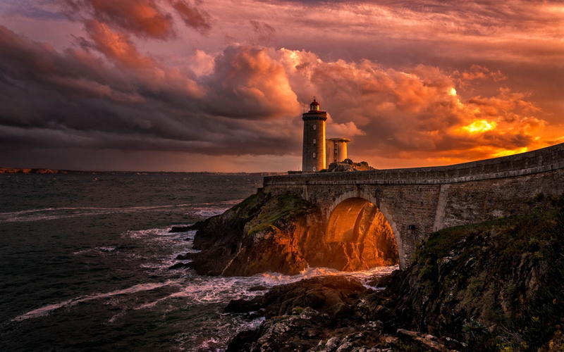rock, nature, sunset, gold, lighthouse, 1080P, France, clouds, landscape, coast, sea, bridge