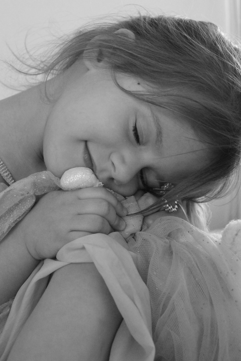 dreams, 2K, snuggles, close-up, indoors, one person, females, holding, girls, innocence, childhood, leisure activity, sweet, child, princess, children