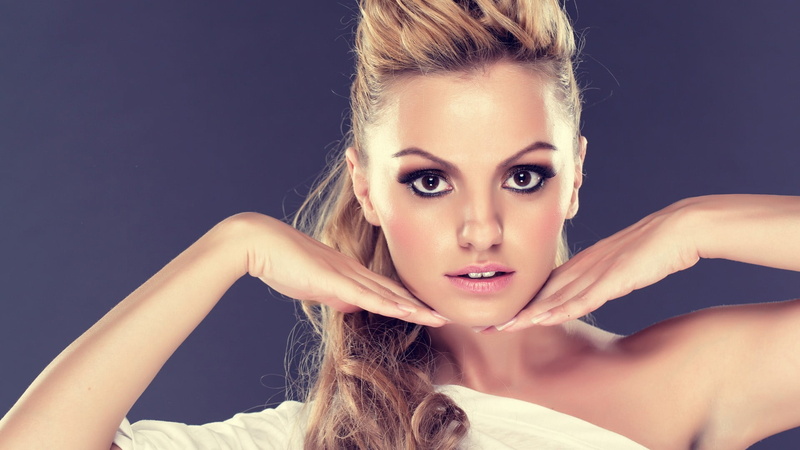 face, women, beautiful woman, human body part, Alexandra Stan, young adult, looking at camera, hairstyle, adult, human hair, beauty, smoky eyes, blond hair