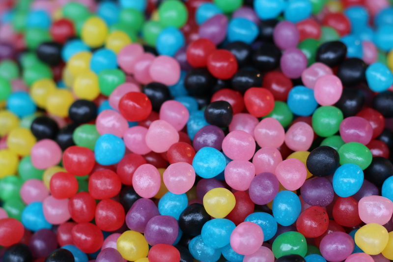 colors, variation, yellow, no People, backgrounds, sugar, full frame, group of Objects, child, dessert, vibrant Color, 5K, chewy, large Group of Objects