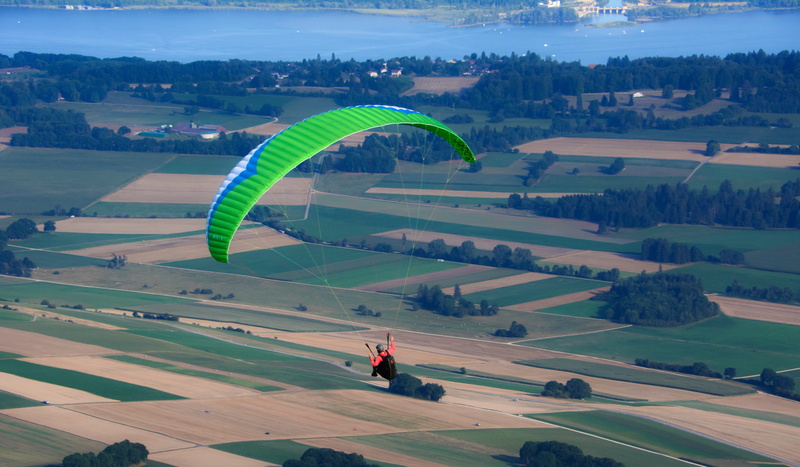 plateau of diesse, extreme sports, day, scenics - nature, paraglider, unrecognizable person, one person, outdoors, air, lifestyles, transportation, beauty in nature