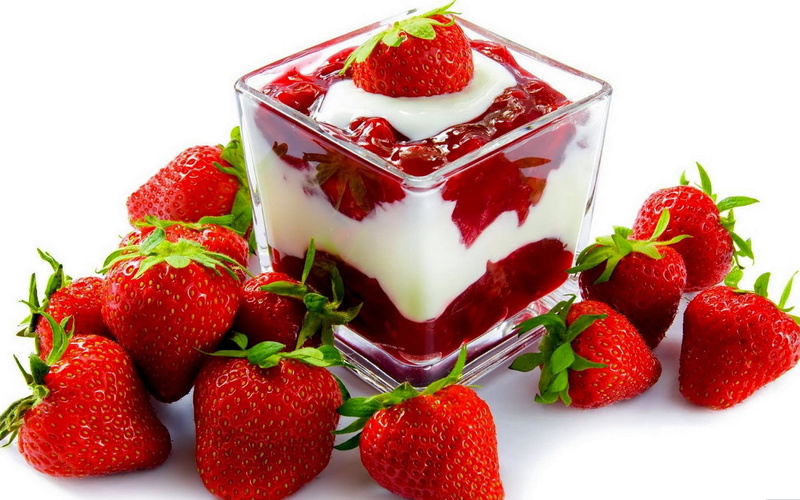 strawberry, white background, dessert, healthy Eating, breakfast, backgrounds, ready-to-eat, glass, temptation, food and drink, sweet, indulgence, freshness