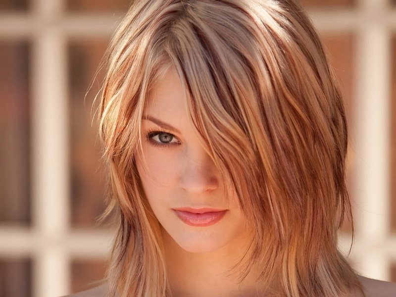 blonde, beautiful woman, young women, Bree Daniels, human face, long hair, contemplation, fashion, beautiful people, body part, one person, close-up, human hair