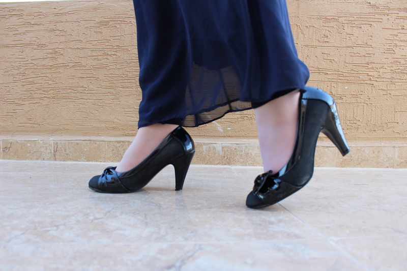 black color, real people, footwear, style, stiletto, lifestyles, 5K, Woman, day, Fashion, elegance, Hijab, elegant, Muslim, high Heels, Heels, adult, one person