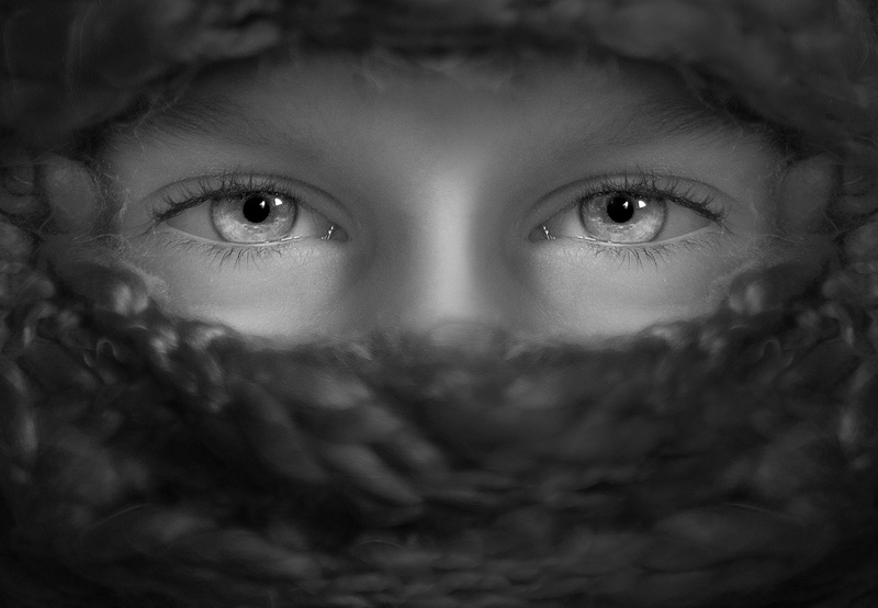 looking at camera, portrait, sad eyes, women, human face, black and white, dark, eye, human hair, human eye, human body part, eyebrow, close-up, adult