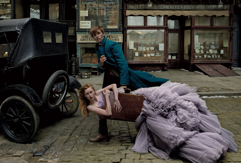 lifestyles, two people, suitcase, bears, architecture, men, males, beast, females, dress, young adult, casual clothing, Eddie Redmayne, street, adult, real people