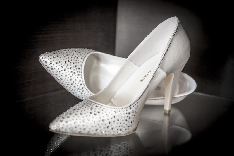 pair, still life, indoors, heels, leather, studio shot, personal accessory, seat, chair, marriage, toe, luxury, pumps, wedding dress, small change, 5K