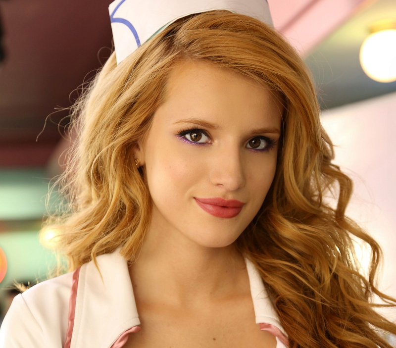 young adult, indoors, close-up, looking at camera, adult, bella, 2K, focus on foreground, hairstyle, young women, blond hair, front view, headshot, girl