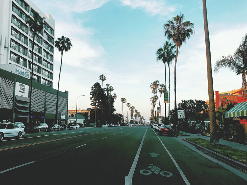 sky, diminishing perspective, car, tropical climate, marina del rey, architecture, walk, streetstyle, los angeles, nature, california, avenue, road, united states