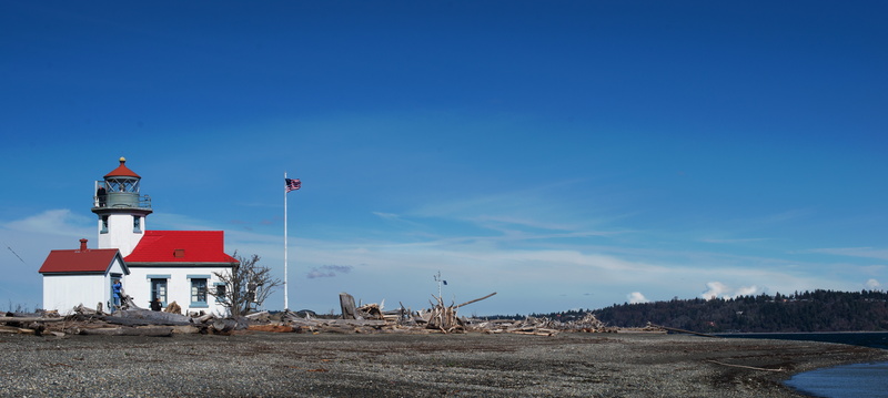 unique, building exterior, panoramic, copy space, flag, blue, land, pt robinson, vashon island, sunlight, lighthouse, sky, maury island, built structure