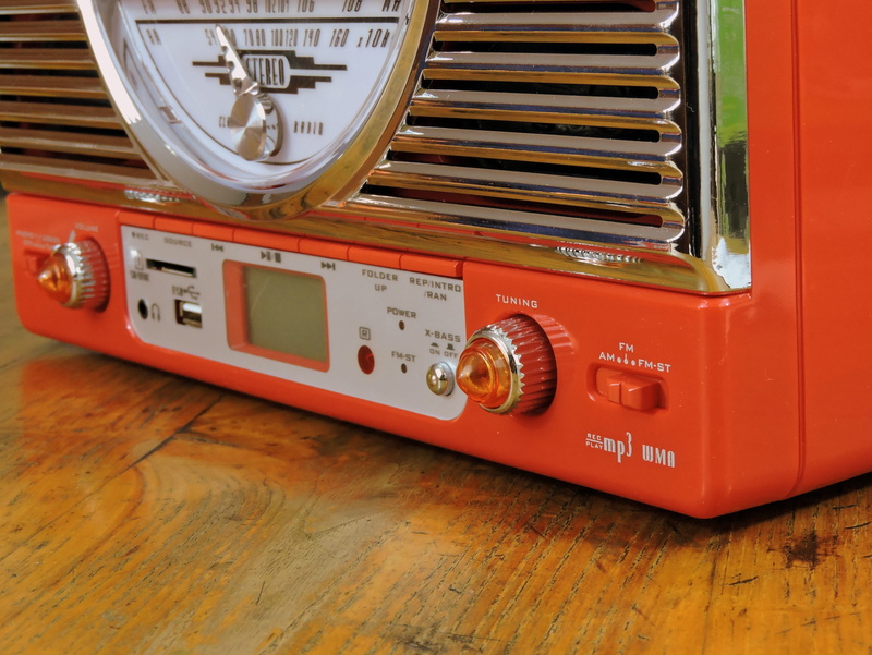 communication, metal, radio, mode of transportation, land vehicle, fm, analog, old, frequency, technology, retro styled, silver colored, vintage, day, 4K