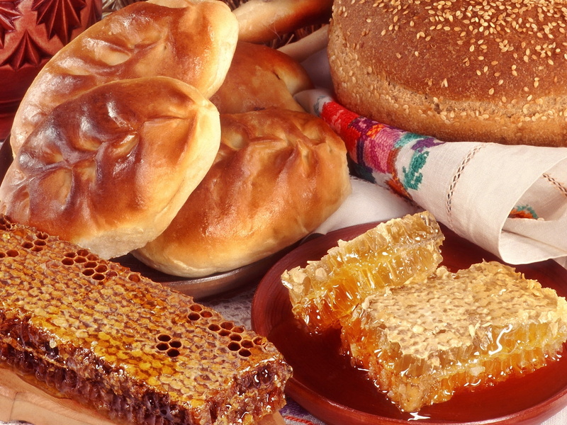 dinner, close-up, food And Drink, 1080P, freshness, french food, no people, homemade, slice, pastry Dough, gourmet, serving size, backgrounds, brown, comb