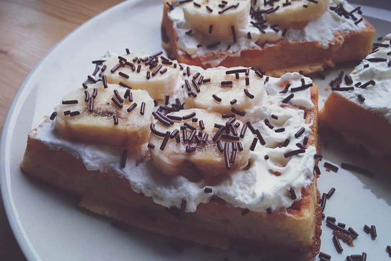 indoors, serving size, high angle view, sweet, slice, cheese, snack, unhealthy eating, baked, freshness, french food, no people, still life, dessert, plate