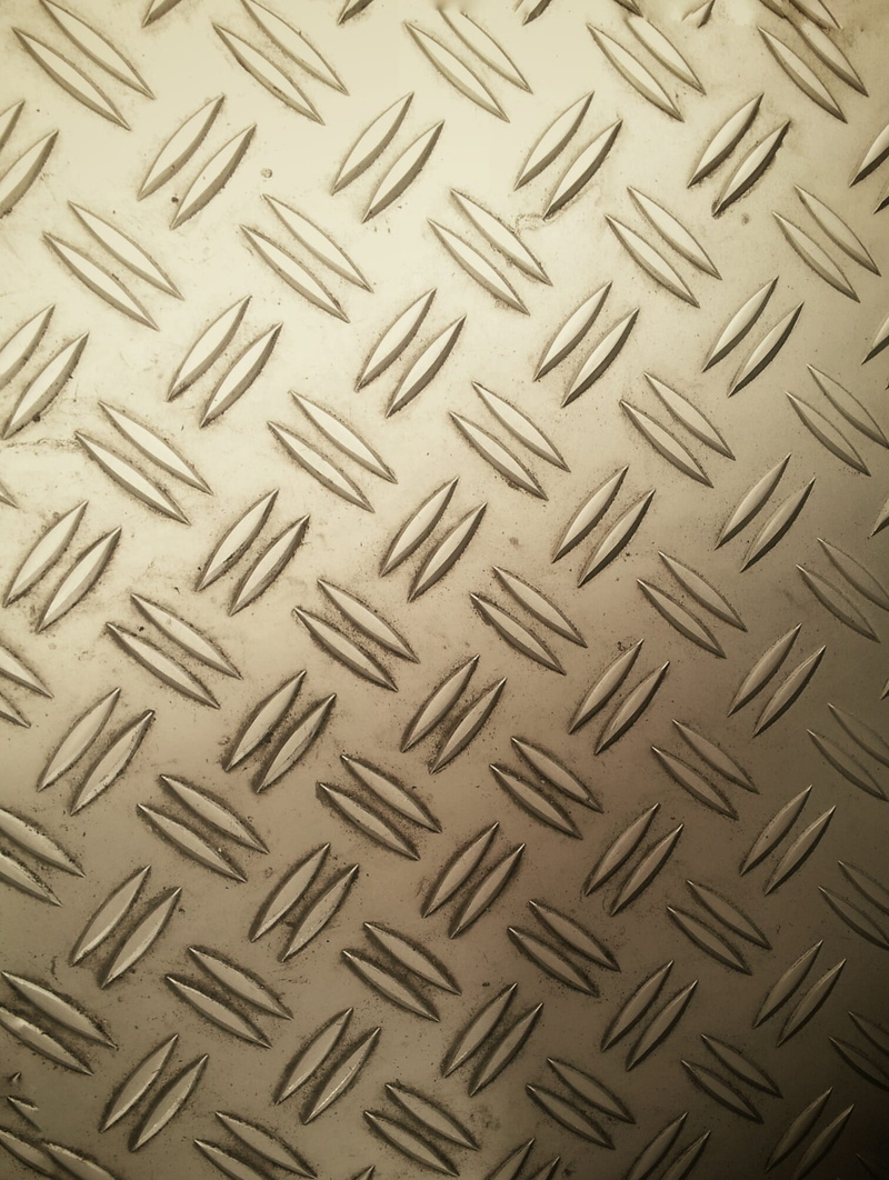 close-up, indoors, shape, day, high angle view, metal, design, veneer, textured, no people, full frame, texture, 1080P, brushed metal, pattern, repetition