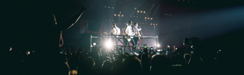 lighting equipment, rock, stage - performance space, sick-arena, group of people, lowlight, illuminated, hiphop, positive emotion, night, smartphone, enjoyment