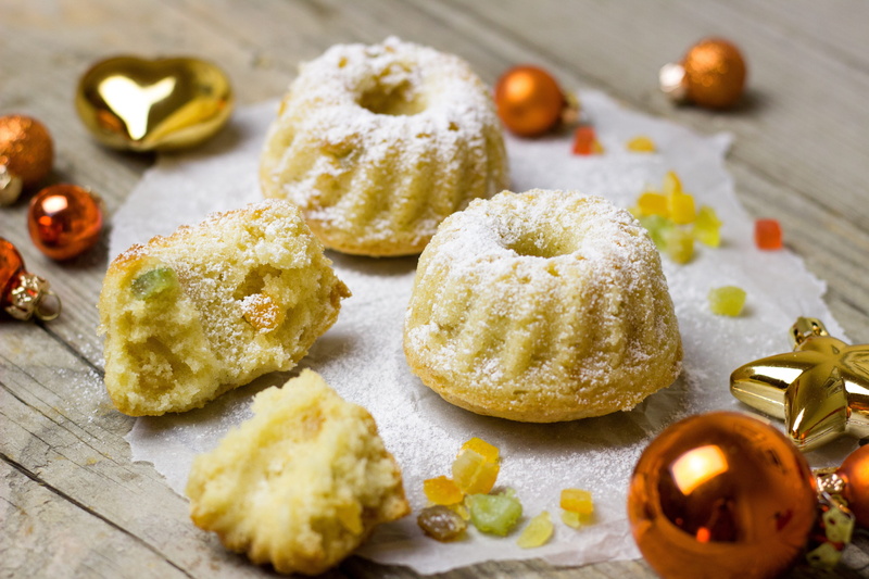 fruits, sweet, fruit, sweet food, sugar, baked, bowl cake, cake, eat, small, sweetness, golden brown, holiday, indoors, bake, candied, cakes, sweet dish