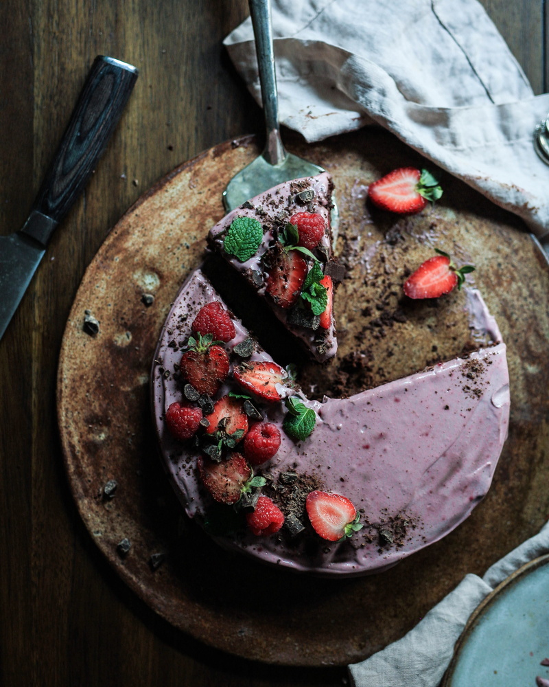close-up, sweet food, sliced, indoors, dessert, temptation, cake, fondant, plate, table, indulgence, top, ready-to-eat, wood - material, still life, food
