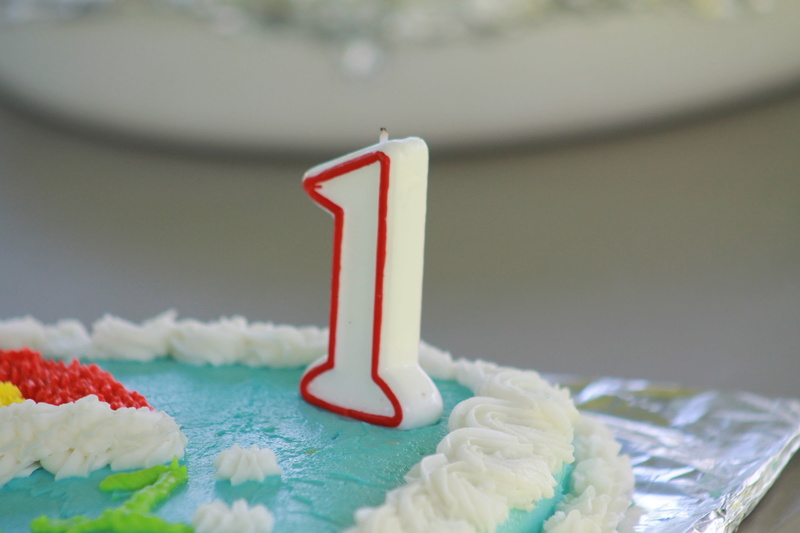 icing, celebration, birthday cake, baked, temptation, red, blue, decoration, no people, decorated, sweet food, selective focus, indoors, gift, freshness