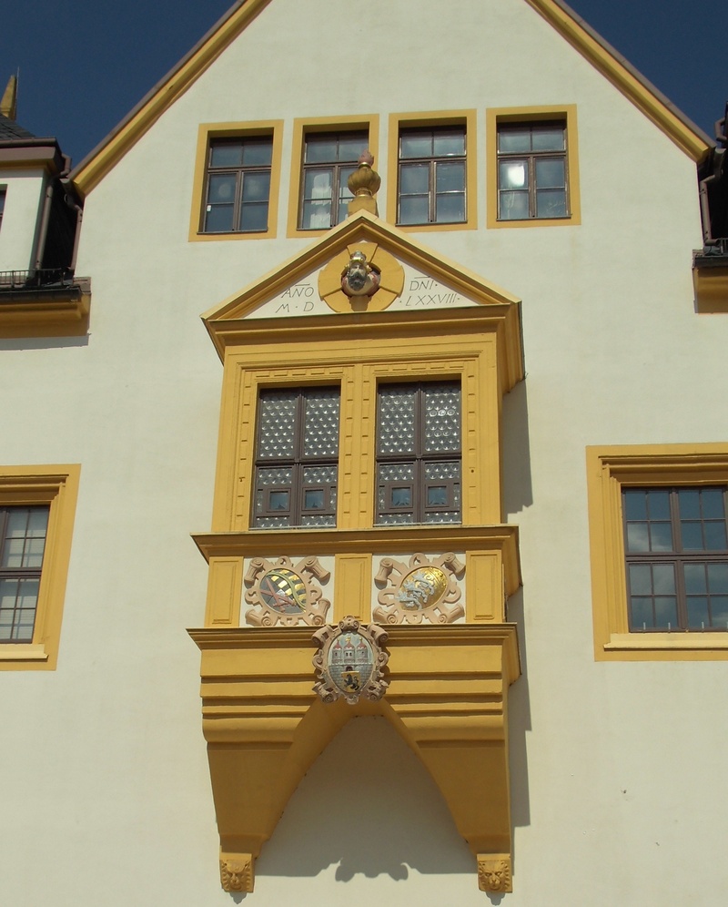built structure, arch, stucco façade, building, decorated, 1080P, historically, town hall, facade, downtown, ore mountains, silbergergbau, window, nature