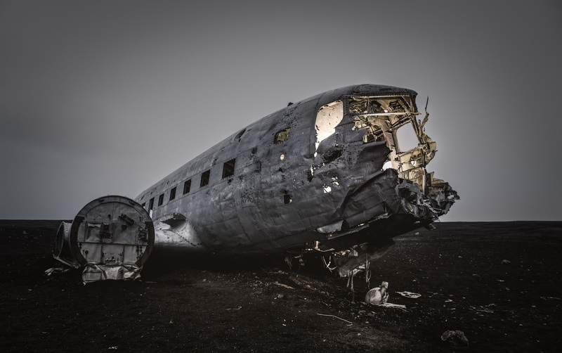 overcast, aircraft, old, wreck, Sólheimasandur, 2K, gray, black sand, vehicle, Iceland