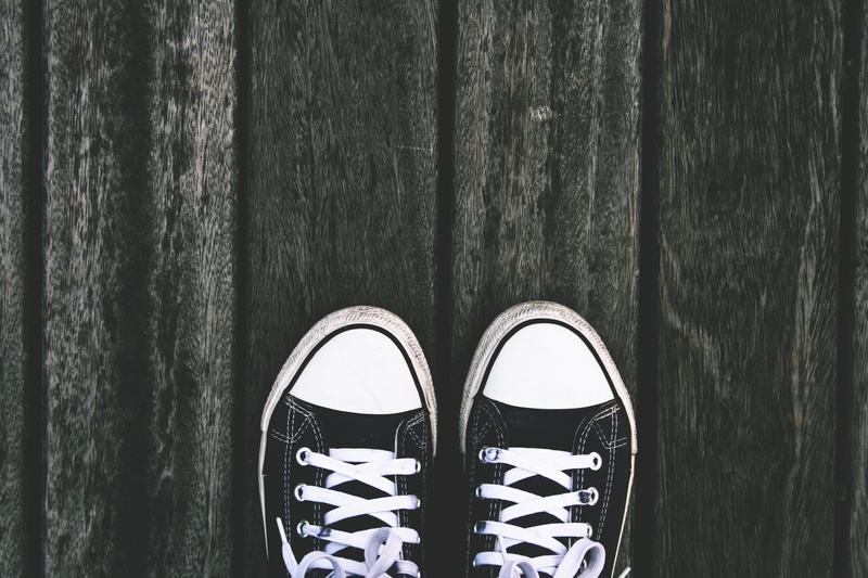 fashion, directly above, 4K, pattern, indoors, travel, real people, lifestyles, canvas shoe, compatibility, backgrounds, sneaker, feet, black Color, sport