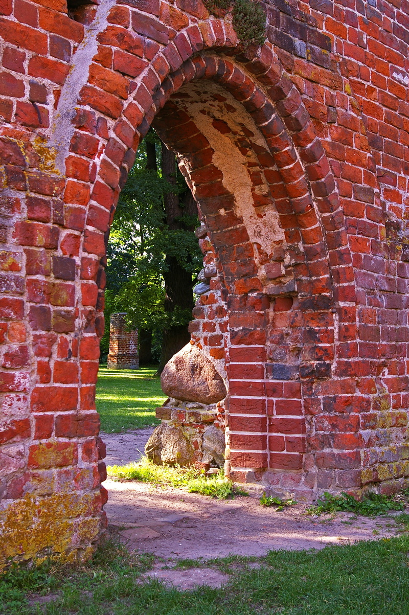 old ruin, plant, incidence of light, romantic, facade, eldena, mystical, background, outdoors, stone wall, ruined, wall, antique, red, construction art