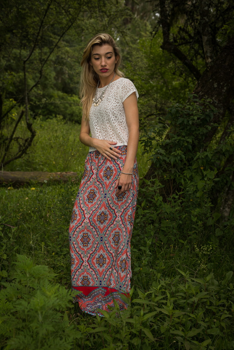 leisure activity, portrait, parque sierra de san javier, looking at camera, forest, woman, female, plant, outdoors, hairstyle, land, standing, yerba buena