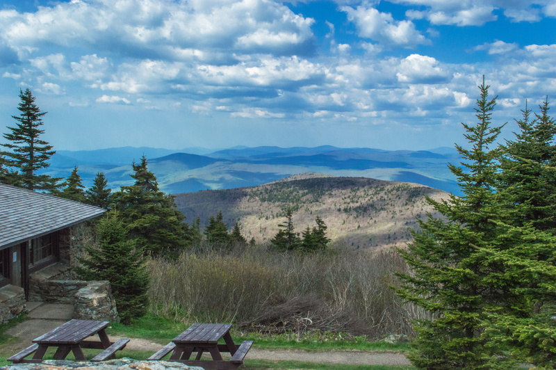 mountain, landscape, hiking, outdoors, built structure, tranquil scene, land, green color, non-urban scene, day, 5K, plant, nikon d3200, trees, nikon